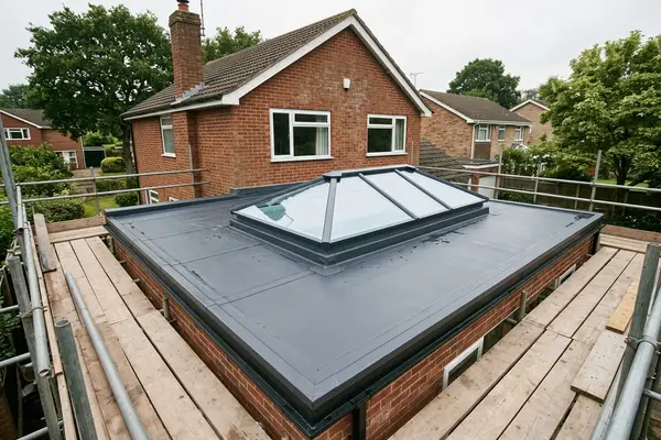 Illustration of flat roofing work